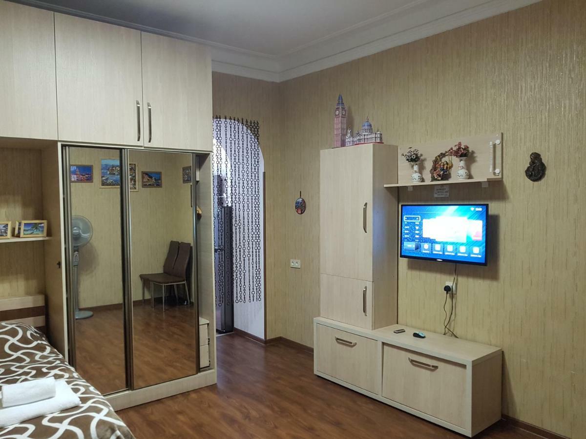 Apartment In Τυφλίδα Εξωτερικό φωτογραφία